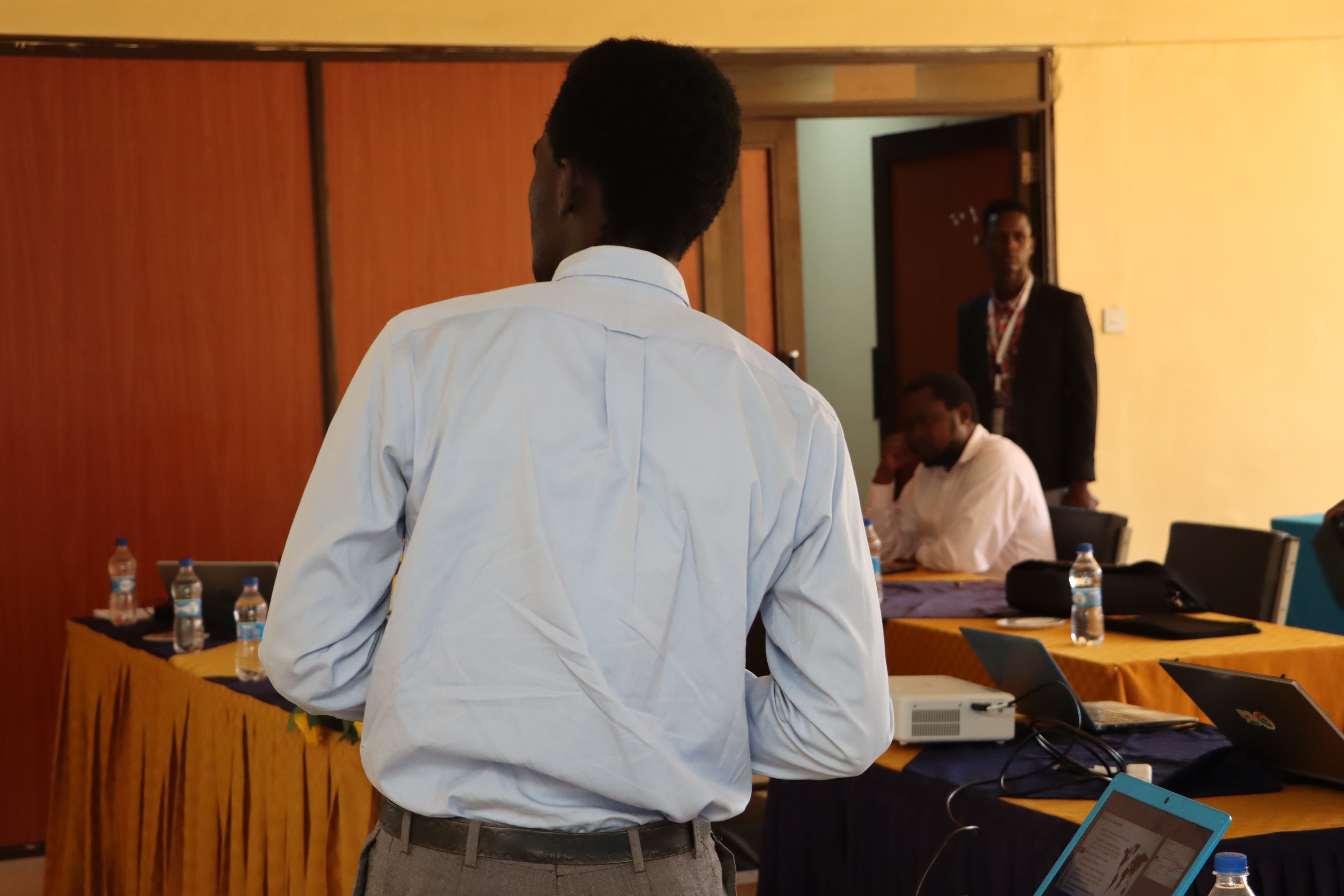 The 5th Conference of Rongo University — Photograph 4